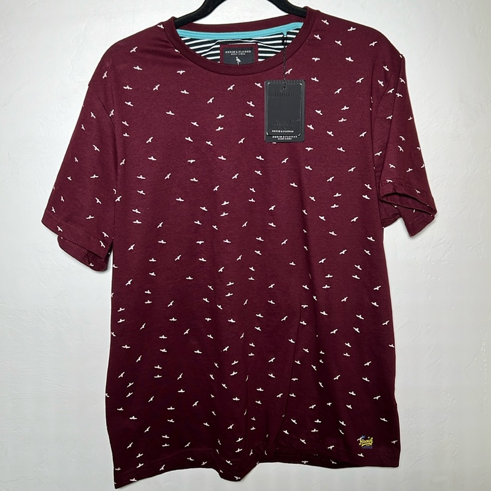 Denim and Flower Men’s Tshirt Size XL